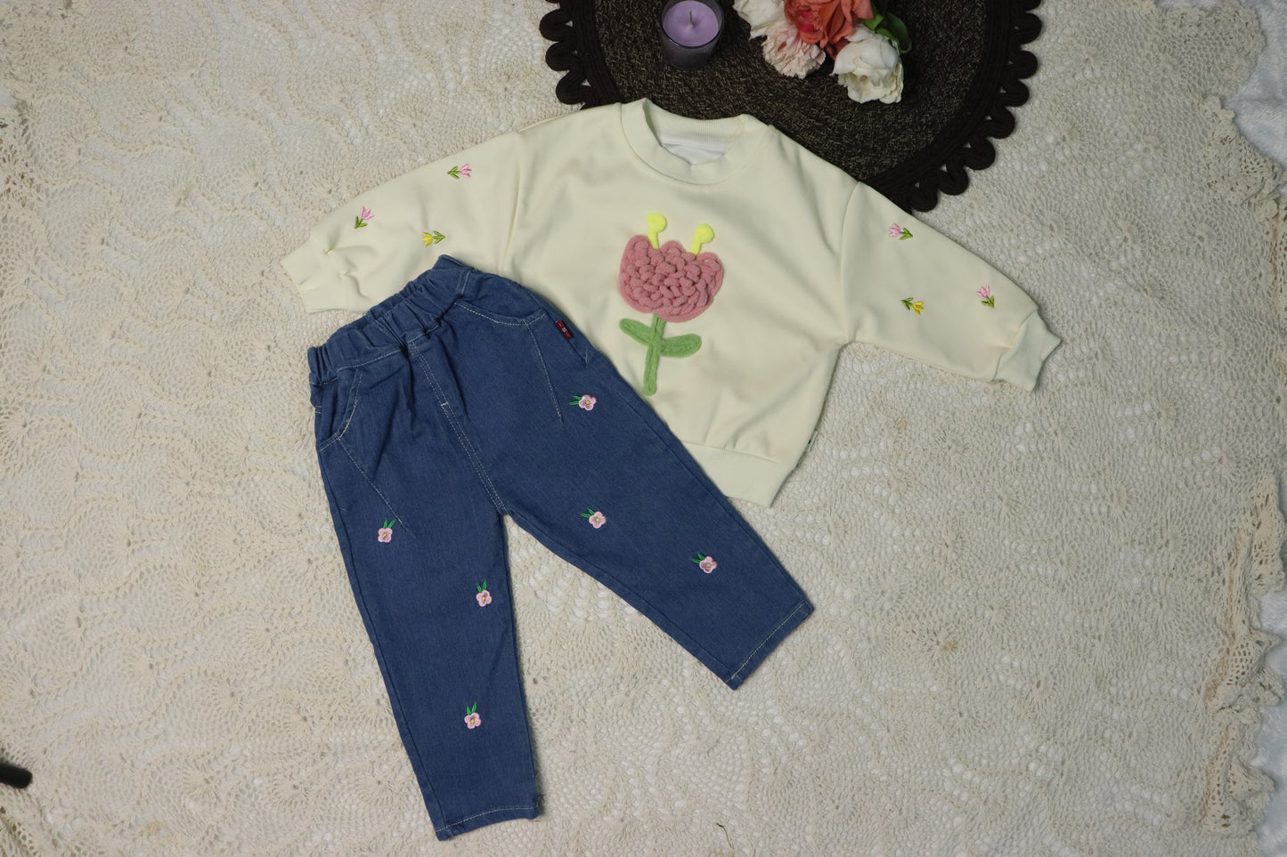 jeans set with embroidary detailing-half white and blue