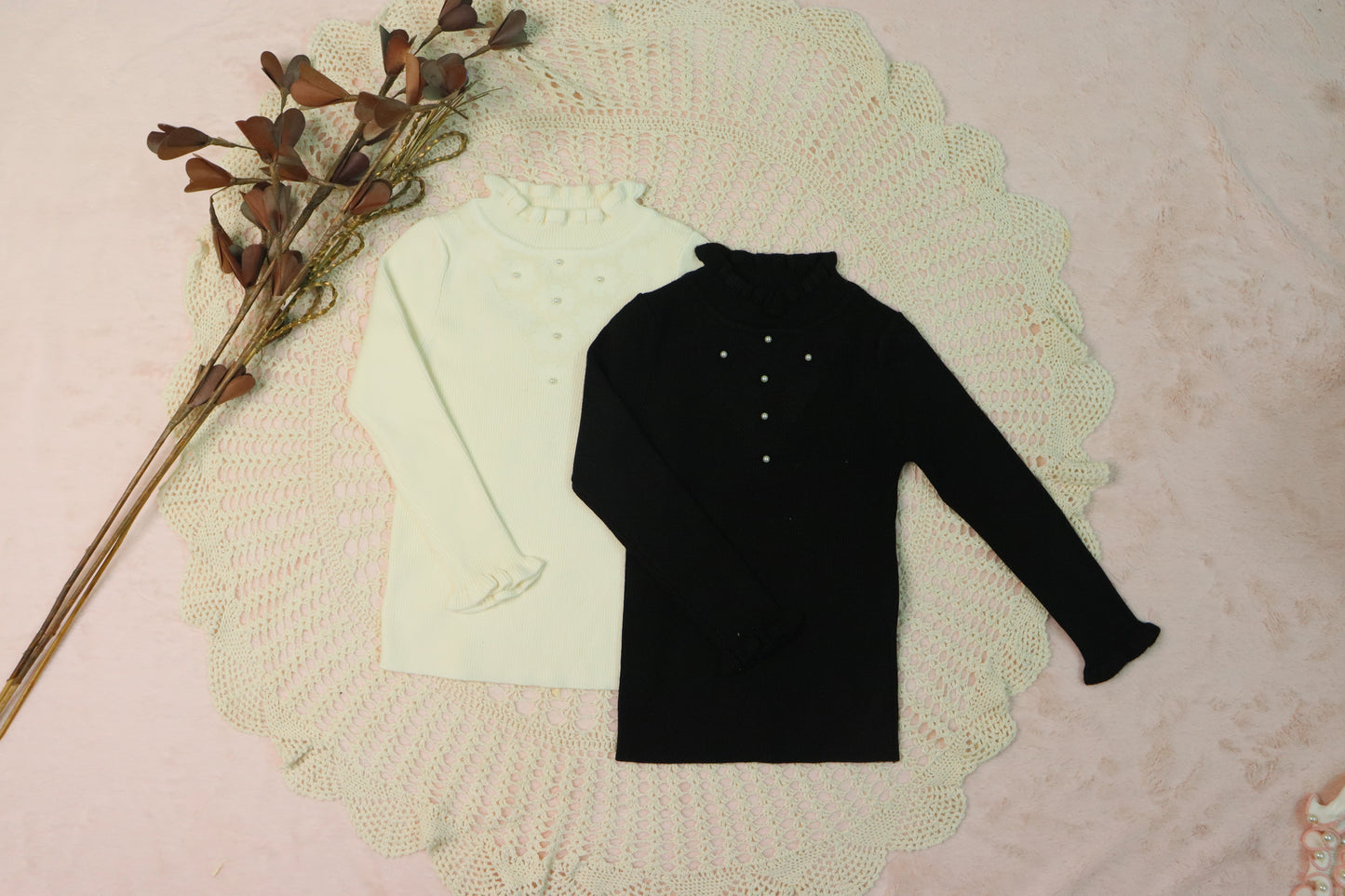 turtle neck sweater with pearl detailing-half white