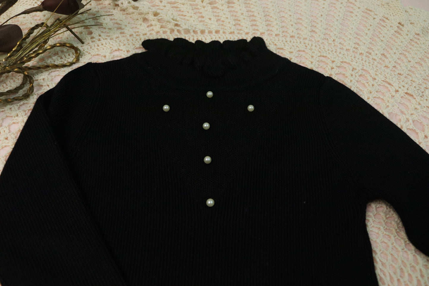 turtle neck sweater with pearl detailing-black